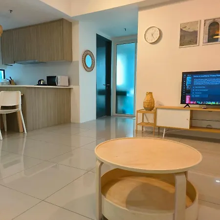 New Georgetown Tropical Macalister 218 Homestay 9Pax To11Pax Heng Exterior photo