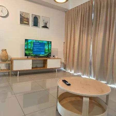 New Georgetown Tropical Macalister 218 Homestay 9Pax To11Pax Heng Exterior photo