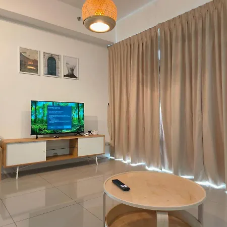 New Georgetown Tropical Macalister 218 Homestay 9Pax To11Pax Heng Exterior photo