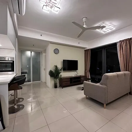 New Georgetown Tropical Macalister 218 Homestay 9Pax To11Pax Heng Exterior photo