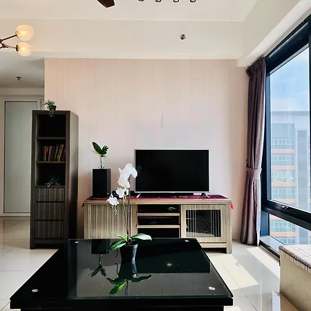 New Georgetown Tropical Macalister 218 Homestay 9Pax To11Pax Heng Exterior photo