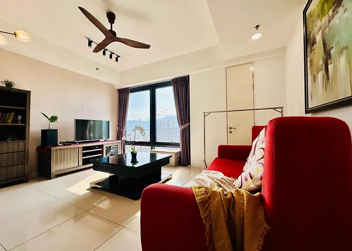 New Georgetown Tropical Macalister 218 Homestay 9Pax To11Pax Heng