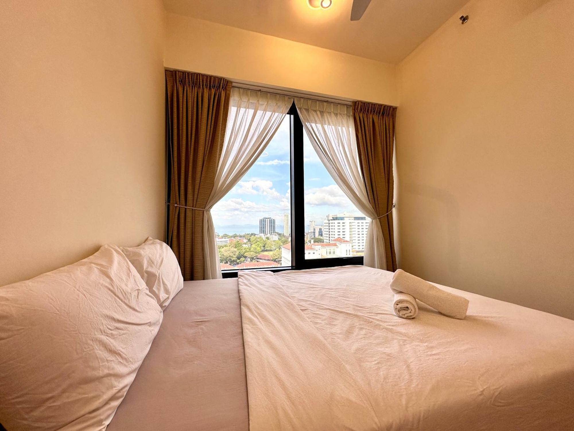 New Tropical Macalister 218 9pax To11pax Heng Apartment George Town