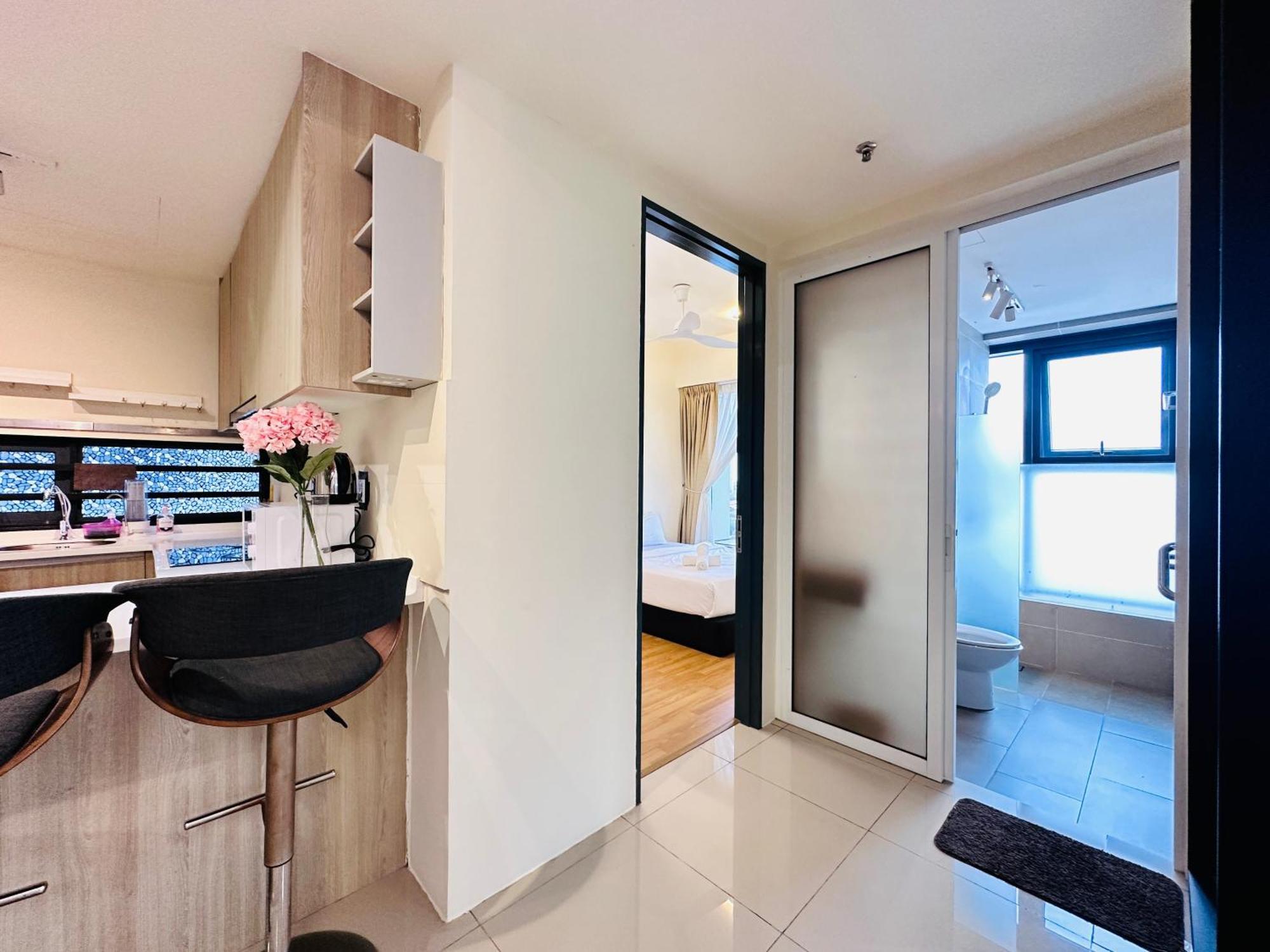 New Tropical Macalister 218 9pax To11pax Heng Apartment George Town