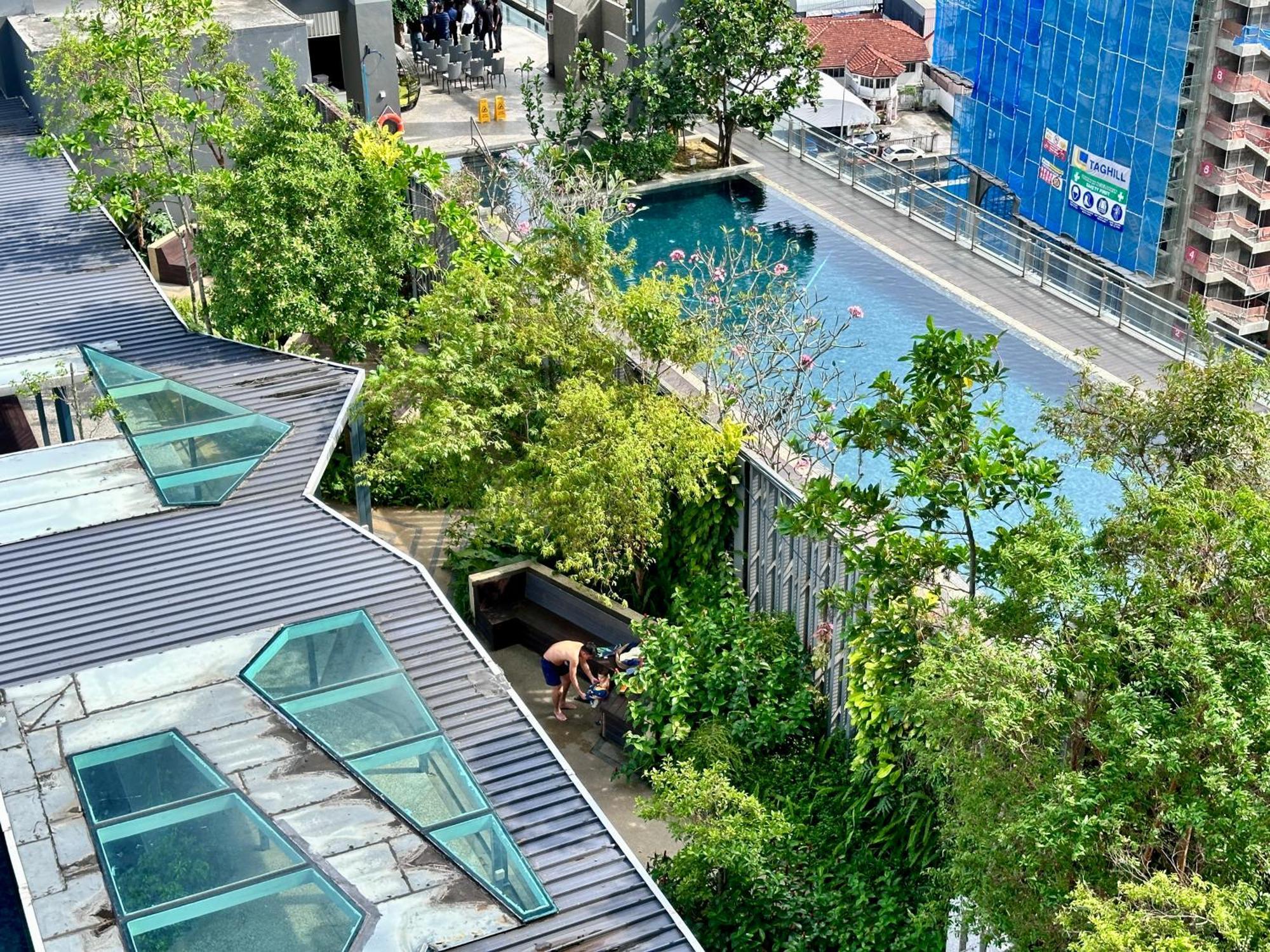New Tropical Macalister 218 9pax To11pax Heng Apartment *